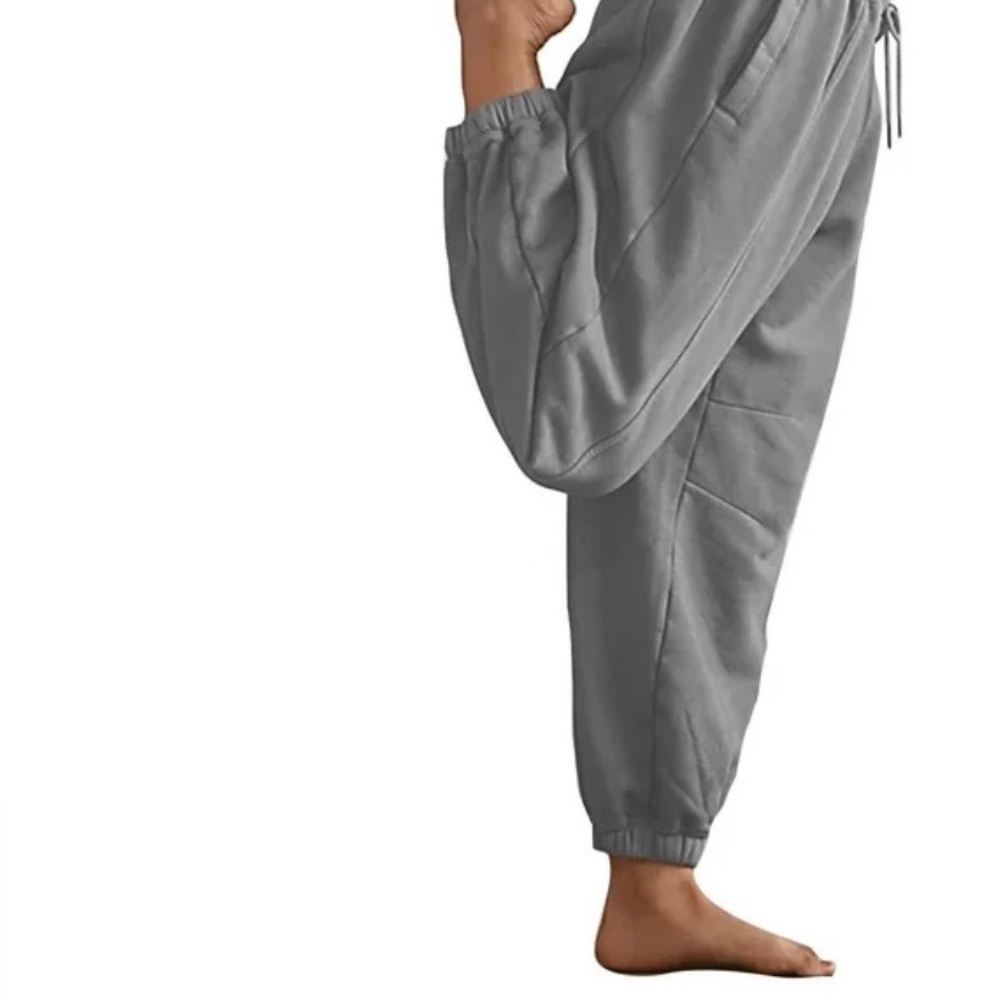 Gray Jogger Pants( fits size 8-10) NWOT